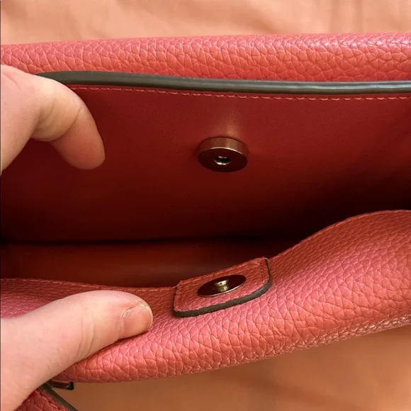 Steve Madden Pink Crossbody Bag - Picture 5 of 7